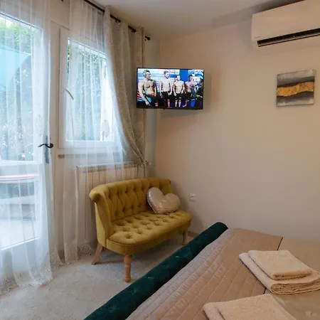 Wellness D'or - Exclusive New With Whirlpool, Sauna, Sunny Terrace, Private Parking *