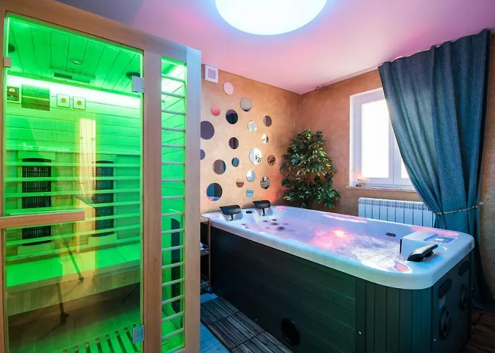 Wellness D'or - Exclusive New With Whirlpool, Sauna, Sunny Terrace, Private Parking * Poreč