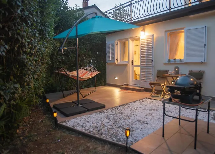 Wellness D'or - Exclusive New With Whirlpool, Sauna, Sunny Terrace, Private Parking Apartman Poreč