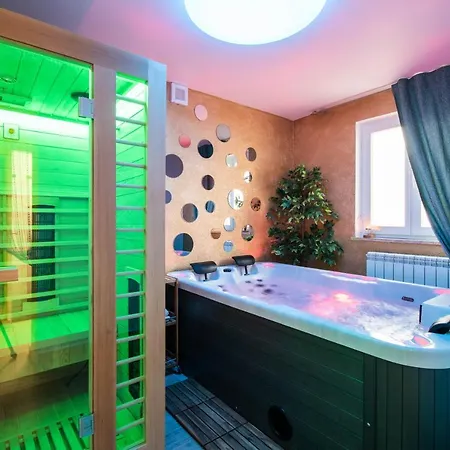 Wellness D'or - Exclusive New With Whirlpool, Sauna, Sunny Terrace, Private Parking * Poreč