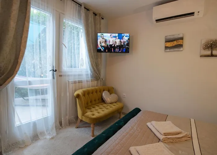 Wellness D'or - Exclusive New With Whirlpool, Sauna, Sunny Terrace, Private Parking *